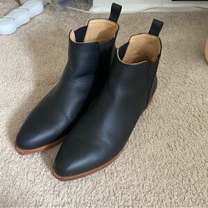 Nisolo Pointed Toe Everyday Chelsea Boot